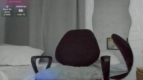 MATEO HUNTER online show from February 2026 02:53:01 AM