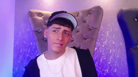 Snapshot of mateo_mitchell chatting on October 2025 04:57:01 AM mateo mitchell online show from October 2025 04:57:01 AM