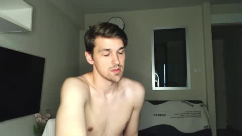 mateo_zeus online show from January 2025 06:38:01 AM