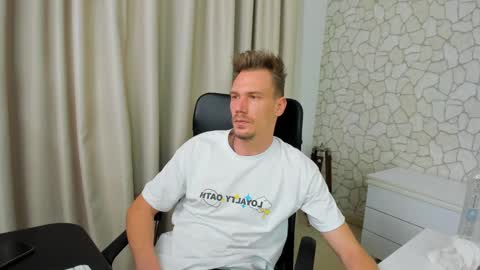 MateoBenjamin online show from January 2025 12:25:01 AM