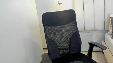 Snapshot of mateozar chatting on April 2026 01:47:01 AM Mateo Zar online show from April 2026 01:47:01 AM