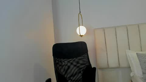 Snapshot of mateozar chatting on May 2026 01:31:01 PM Mateo Zar online show from May 2026 01:31:01 PM