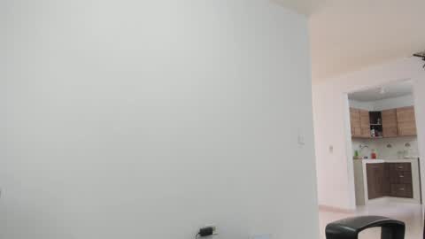 Matheus     online show from February 2025 04:25:01 PM