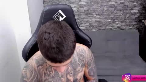 Mathew Independent model online show from November 2025 05:02:02 PM