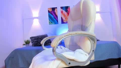 Mathew online show from March 2025 08:20:02 PM