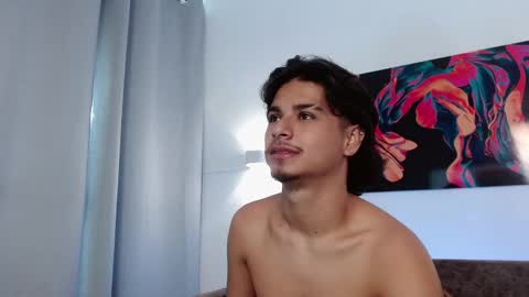 Mathew online show from October 2025 07:00:01 PM