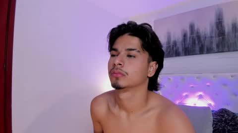 Mathew online show from October 2025 06:52:02 PM