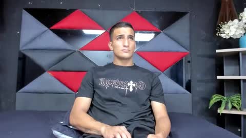 Snapshot of mathews_clark chatting on October 2025 11:38:02 PM mathews_clark online show from October 2025 11:38:02 PM