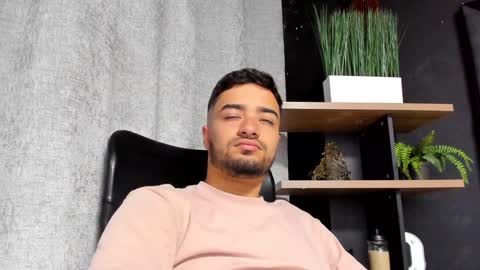 Mathews online show from December 2024 11:44:01 AM