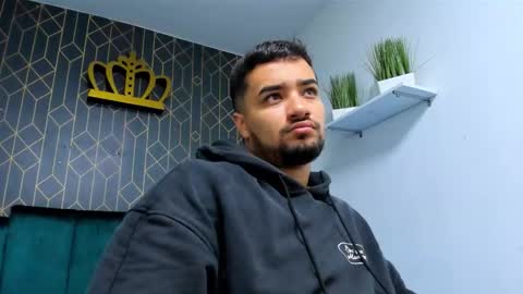 Mathews online show from November 2025 11:42:02 AM