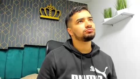 Mathews online show from November 2025 11:57:02 AM