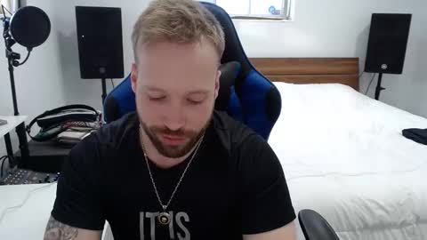 Math online show from February 2026 09:11:01 PM