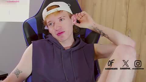 Alejandro Alex online show from November 2025 03:58:02 PM