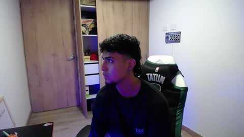 matias online show from September 2025 04:49:02 AM