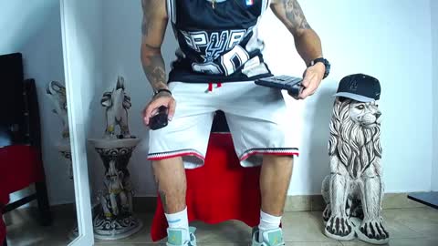 Snapshot of matias_costa chatting on December 2024 07:10:01 AM MATIAS COSTA online show from December 2024 07:10:01 AM