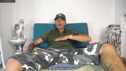 Snapshot of matias_costa chatting on January 2025 05:04:02 AM MATIAS COSTA online show from January 2025 05:04:02 AM