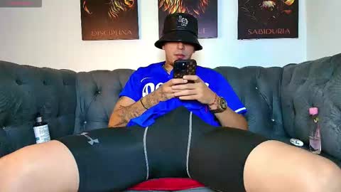 Snapshot of matias_costa chatting on October 2025 05:13:02 PM MATIAS COSTA online show from October 2025 05:13:02 PM