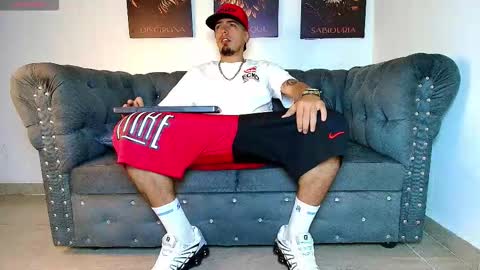 Snapshot of matias_costa chatting on October 2025 03:07:01 PM MATIAS COSTA online show from October 2025 03:07:01 PM