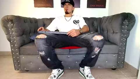 Snapshot of matias_costa chatting on November 2025 08:13:02 PM MATIAS COSTA online show from November 2025 08:13:02 PM