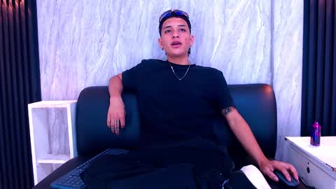 Matt Ruso online show from September 2025 07:06:02 PM