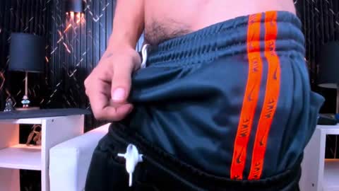 Matt Ruso online show from November 2025 02:21:01 AM