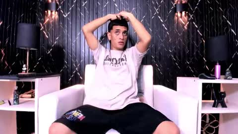 Matt Ruso online show from November 2025 03:50:01 AM