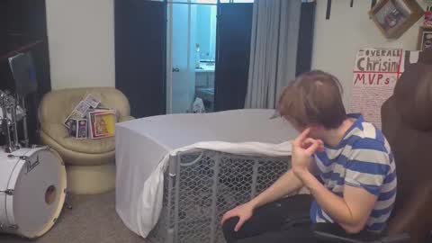 Matt Cash online show from November 2025 02:04:02 AM