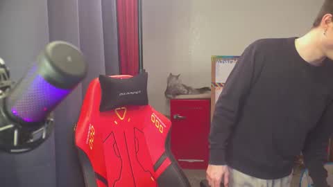 Snapshot of mattcashxxx chatting on February 2026 02:02:02 AM Matt Cash online show from February 2026 02:02:02 AM