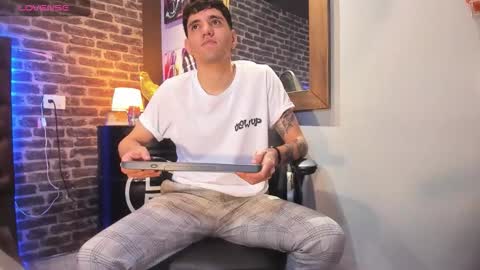 ---Matteo--- online show from October 2025 02:42:02 AM