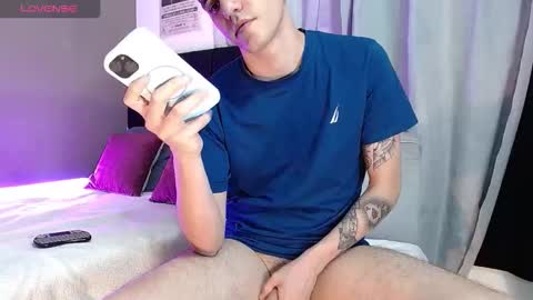 ---Matteo--- online show from November 2025 10:30:01 PM