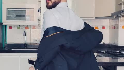 Matteo simpson online show from November 2025 12:00:02 AM