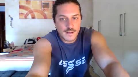 matteushh87 online show from October 2025 09:31:01 AM