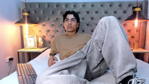 mattfiore online show from November 2025 11:42:01 AM