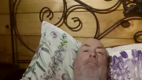 matthewwatson287 online show from October 2025 01:52:01 PM