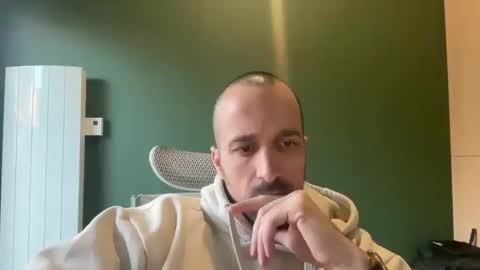 M online show from November 2025 02:54:01 PM