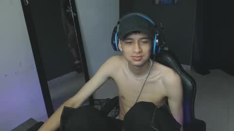 mattias     online show from February 2025 02:56:01 AM