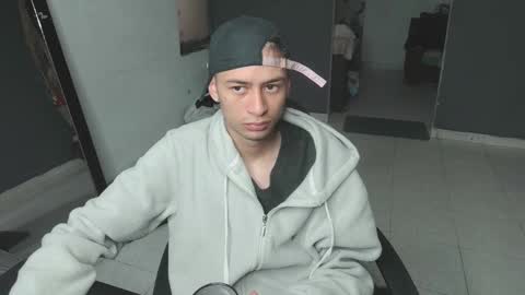 mattias     online show from February 2025 05:15:01 PM