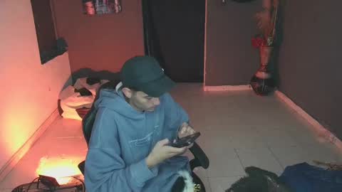 mattias     online show from February 2025 04:29:01 AM