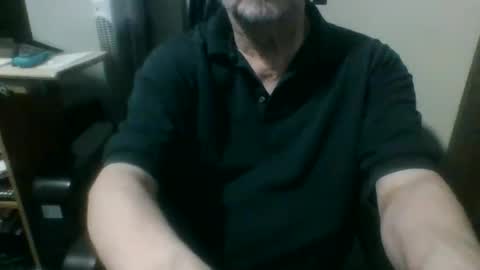 Snapshot of mattnudist chatting on May 2026 05:35:02 AM Matt online show from May 2026 05:35:02 AM