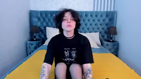 Matty  online show from April 2026 08:10:01 PM