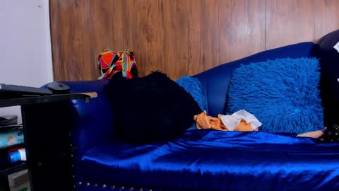 Lucy online show from January 2025 04:06:01 PM