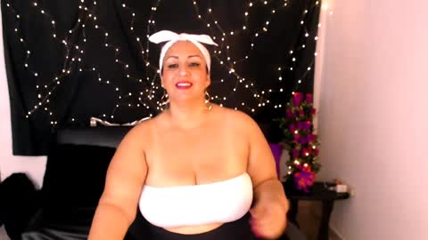 Snapshot of mature_bigtitx chatting on June 2026 05:11:01 AM Daniella online show from June 2026 05:11:01 AM