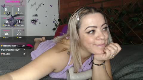 Mature liaa online show from January 2025 02:04:01 AM