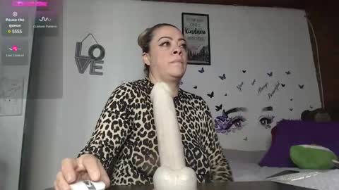 Mature liaa online show from February 2025 10:42:01 AM