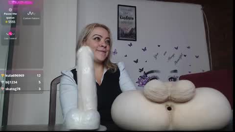 Mature liaa online show from March 2025 06:45:01 PM