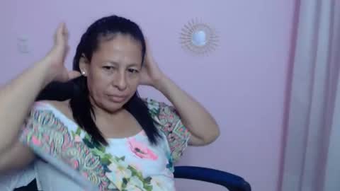 Martina online show from January 2025 08:08:01 AM