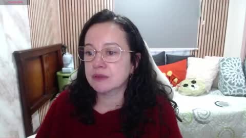 Snapshot of mature_wolf chatting on May 2026 05:10:02 PM Sonia online show from May 2026 05:10:02 PM