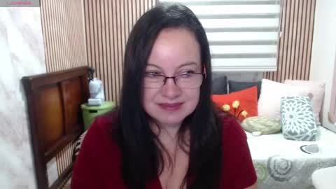 Snapshot of mature_wolf chatting on June 2026 01:06:02 PM Sonia online show from June 2026 01:06:02 PM
