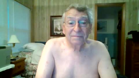 SXECPL55 at G mail Dot Com online show from April 2026 11:27:02 AM