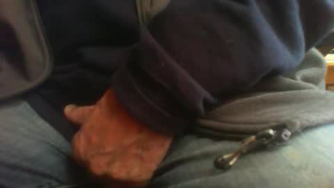 Maturedaddi online show from October 2025 09:41:01 AM